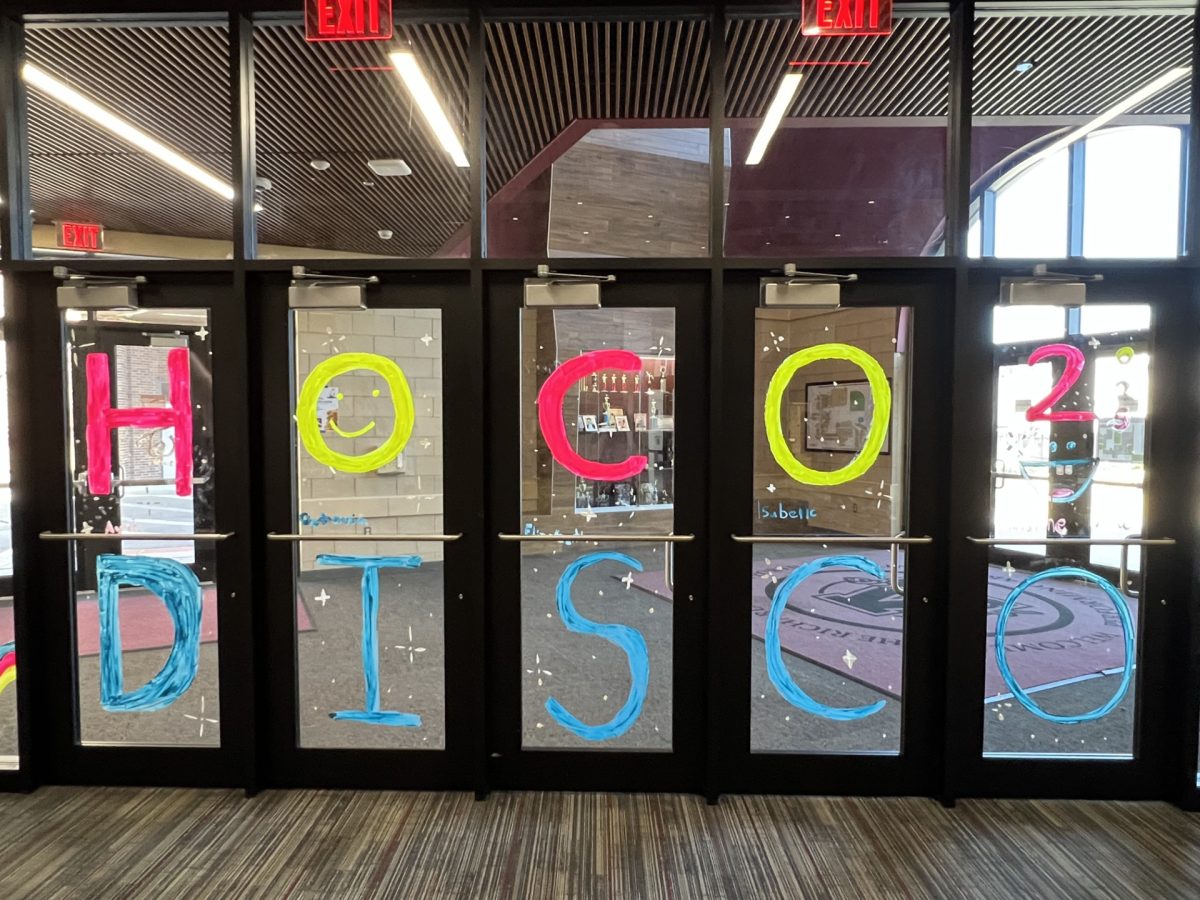 Students Painted Windows to Celebrate Homecoming. Credits: Argolite Yearbook
